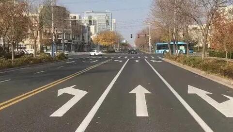 蘇州道路劃線多少錢一米造價？中穎價格合理