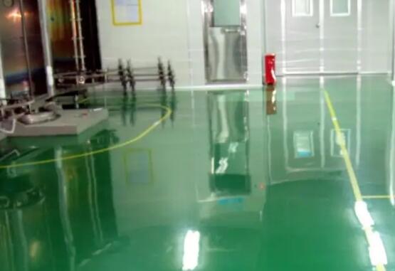 環(huán)氧地坪施工為什么說要施工中涂層？